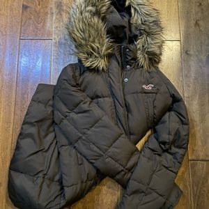 Brown Hollister Puffer Jacket